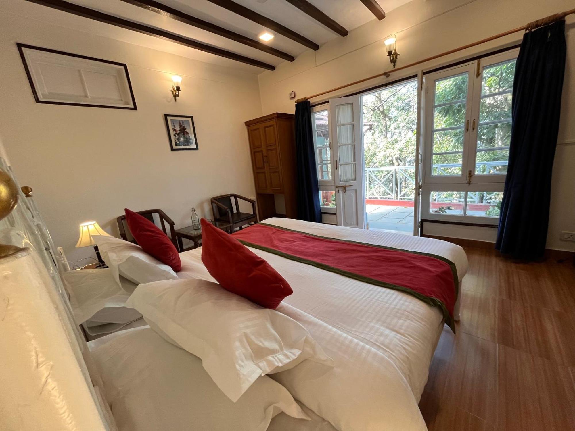 Sansa By The Woods - Manor&Spa มัสซูรี ภายนอก รูปภาพ