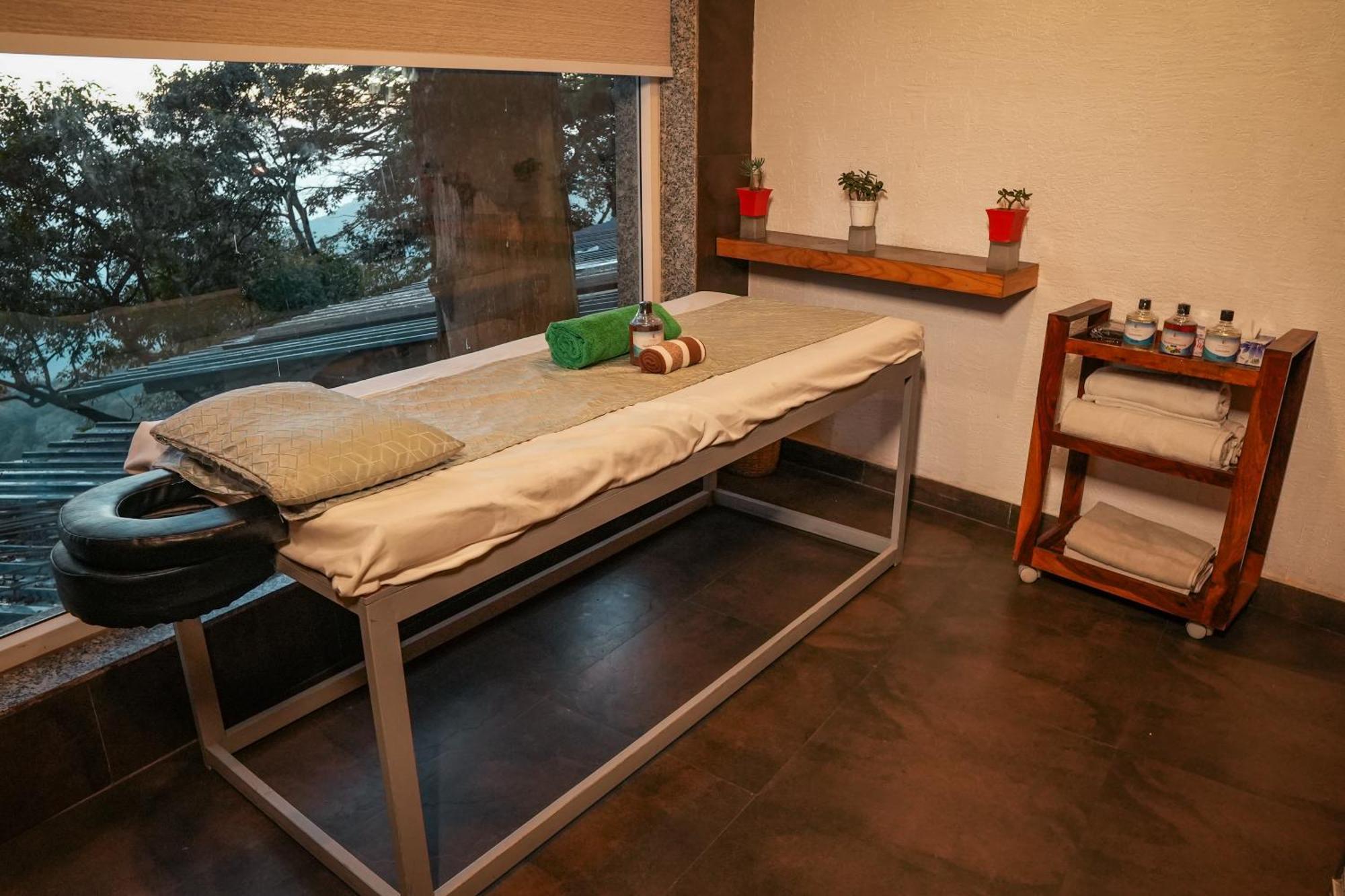 Sansa By The Woods - Manor&Spa มัสซูรี ภายนอก รูปภาพ